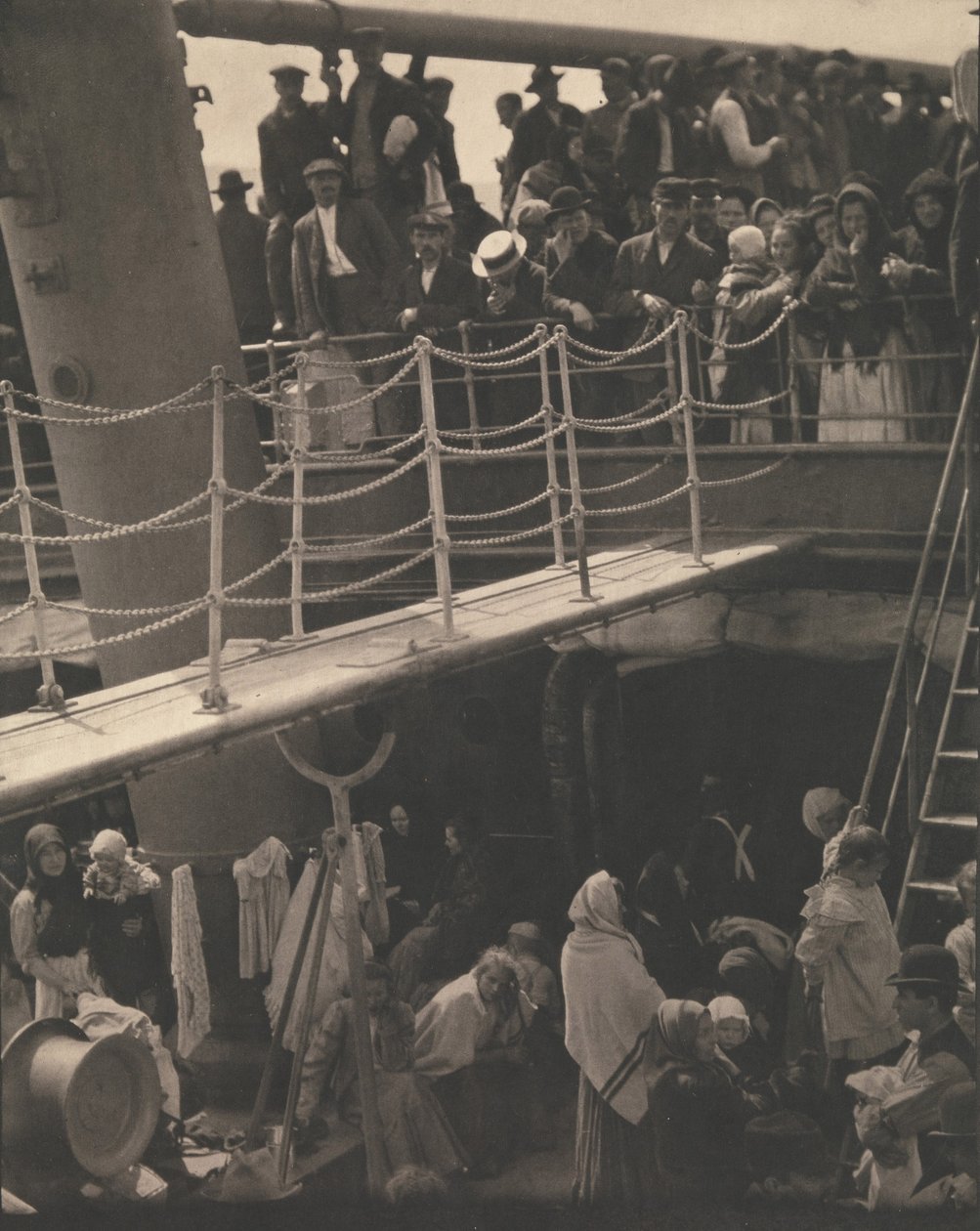 Steerage tekijältä Alfred Stieglitz