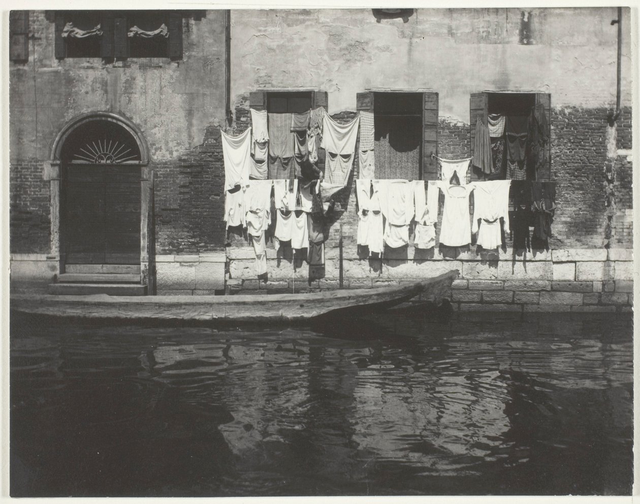Venetsia tekijältä Alfred Stieglitz