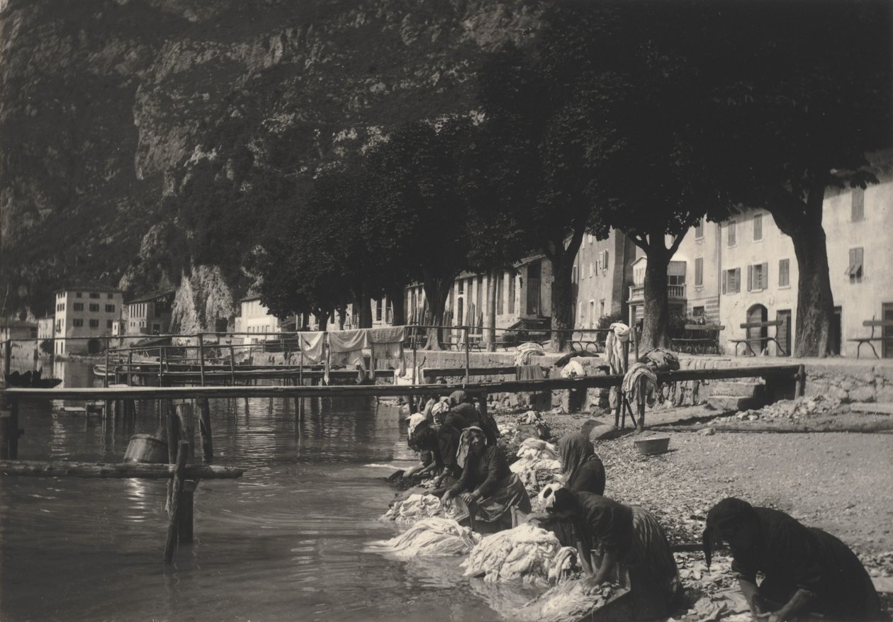 Pesijättäret Riva del Gardassa tekijältä Alfred Stieglitz