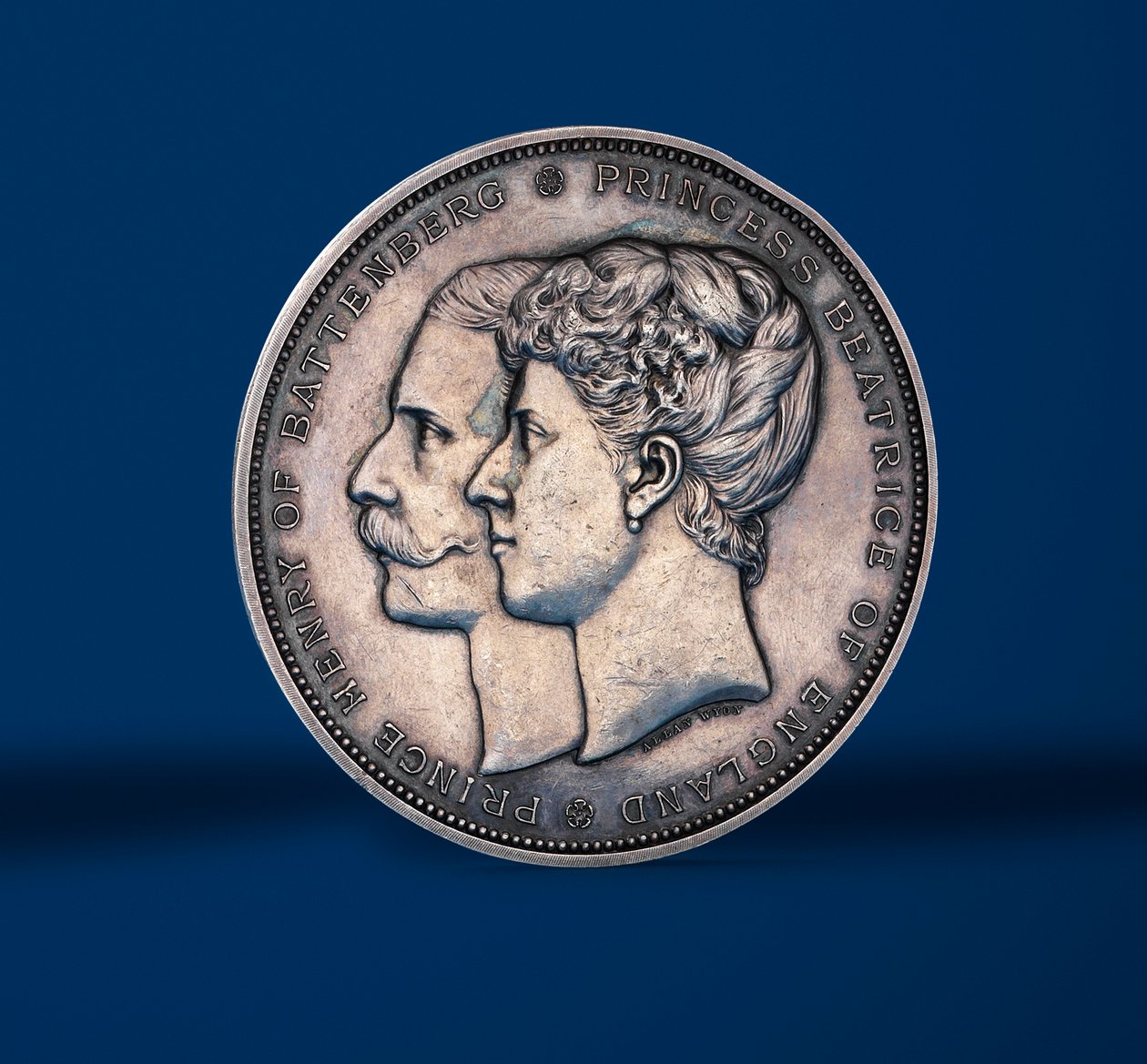 Prinsessa Beatricen ja Battenbergin prinssi Henryn avioliiton muistomitali, 1885 (hopea) (kuvan 419675 kääntöpuoli) tekijältä Alfred and Wyon, Joseph Shephard Wyon
