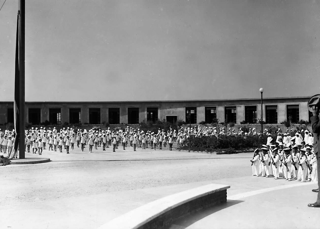 Villa Rosa Maltoni Mussolini: nuorten opiskelijoiden koulutus (m/w kuva) tekijältä Fratelli Alinari