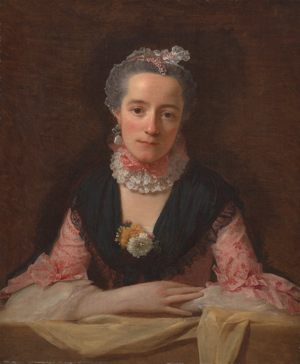 Nainen vaaleanpunaisessa silkkimekossa tekijältä Allan Ramsay