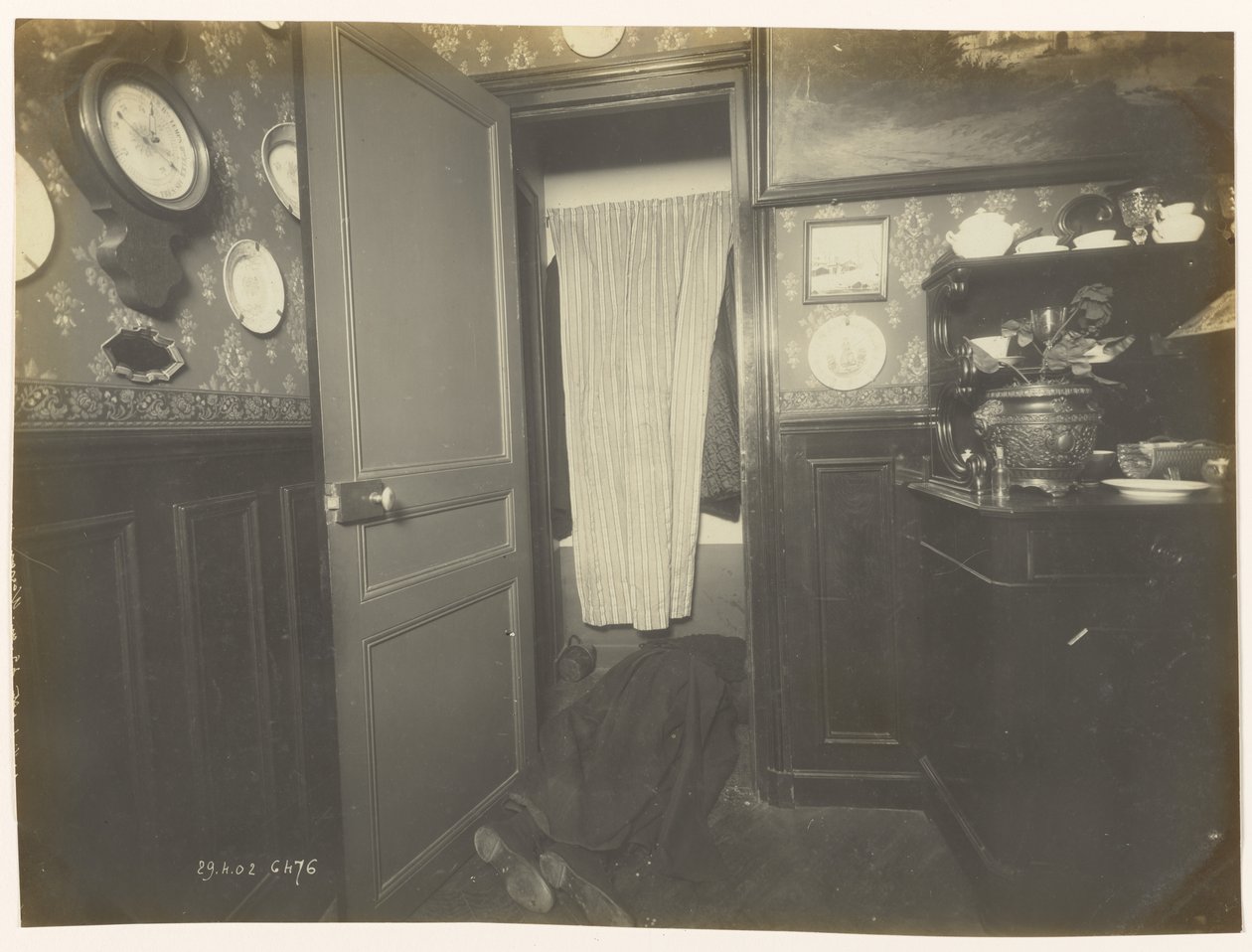 Ruumiin löytäminen tekijältä Alphonse Bertillon