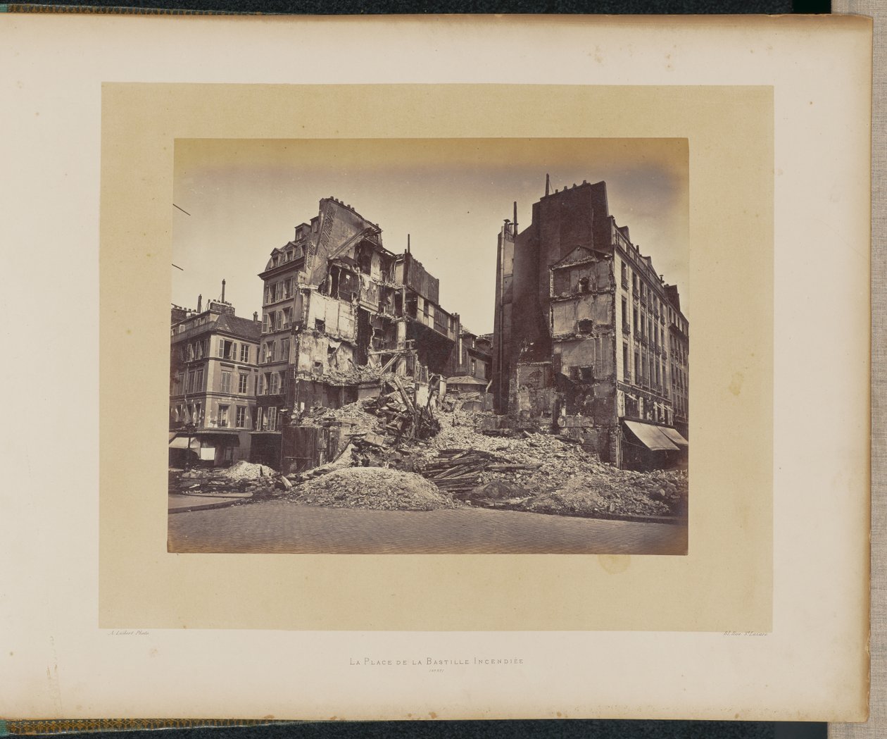 Palava Place de la Bastille. tekijältä Alphonse J. Liébert