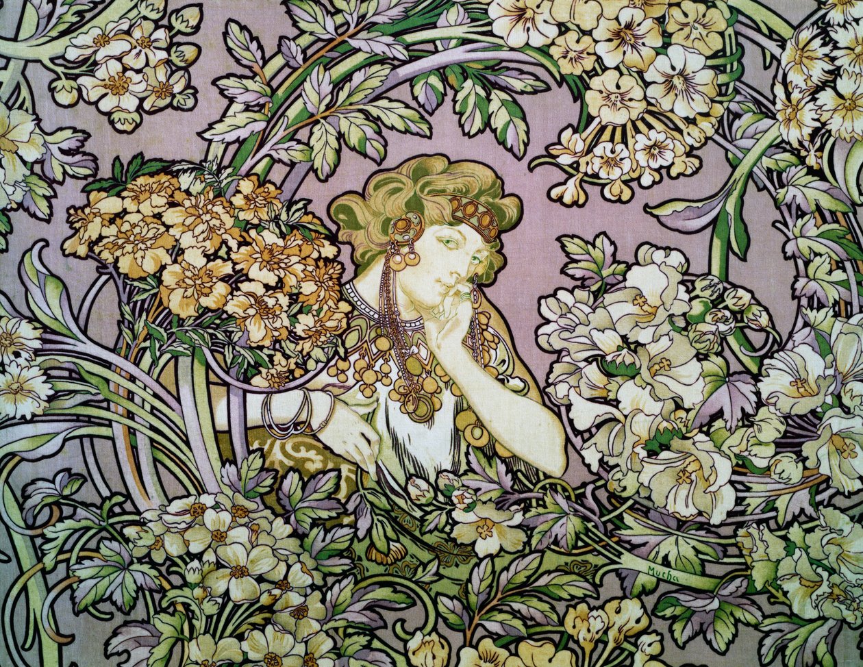 Nainen kukkien keskellä, n. 1900 (litografia silkkisametille) tekijältä Alphonse Marie Mucha
