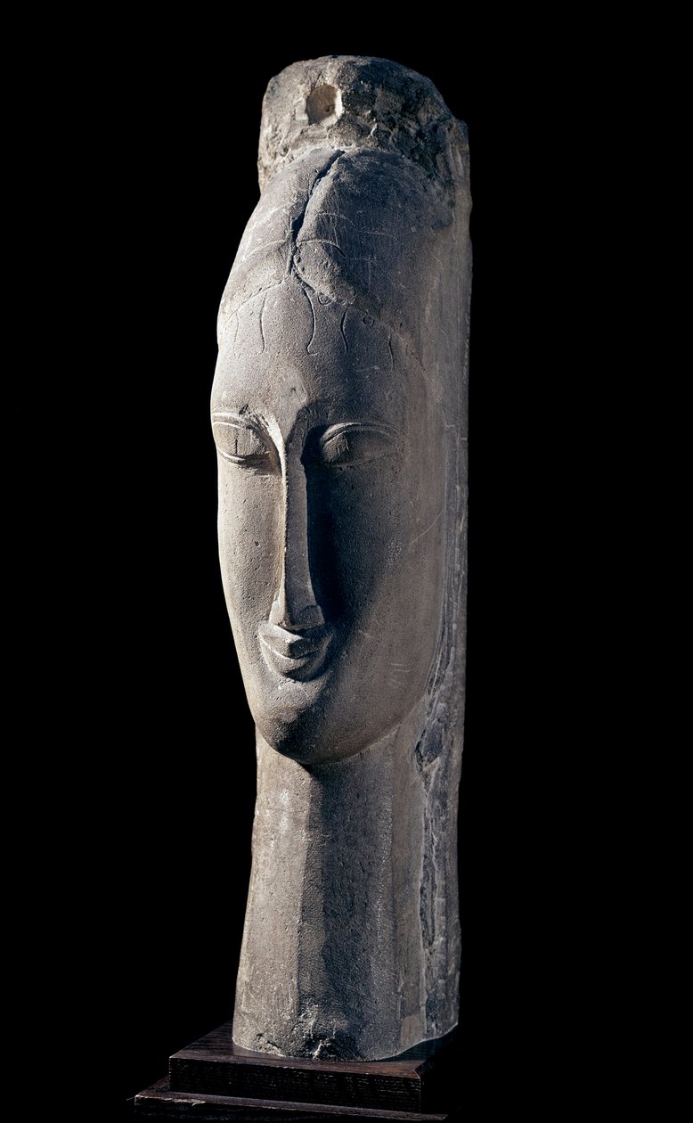 Naisen pää. Naisen pää. Amedeo Modiglianin (1884-1920) veistos tekijältä Amedeo Modigliani