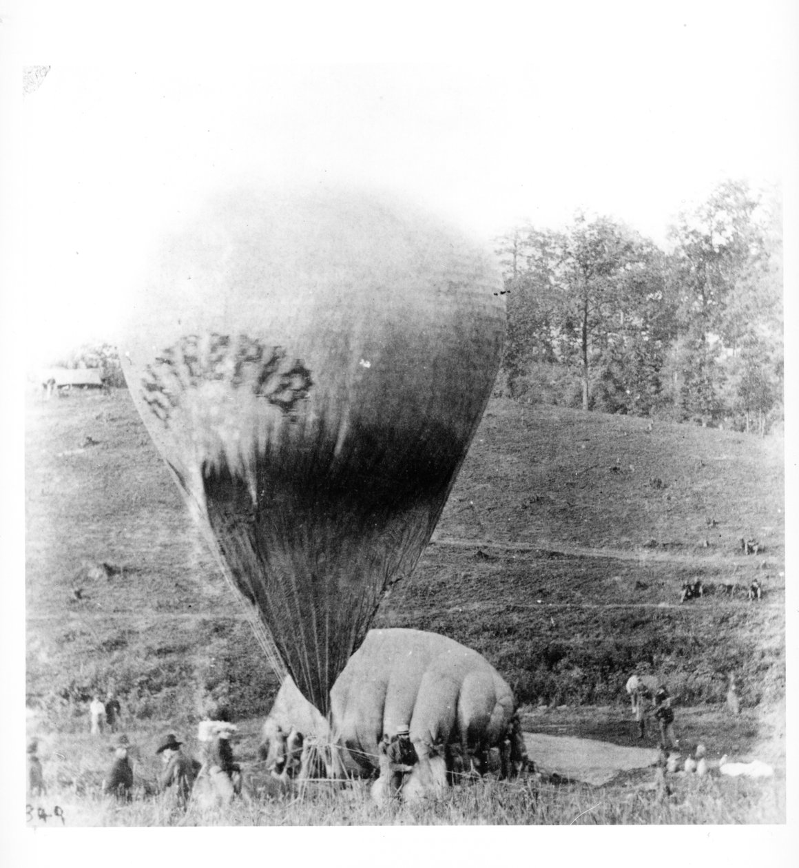 Ilmapallo lähellä Gaines Millia, Virginia, 1862 tekijältä American Photographer