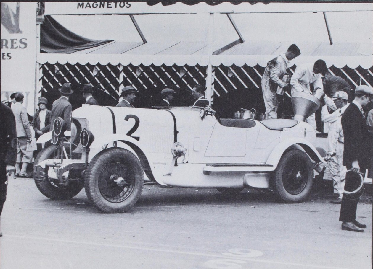 DuPont Motor Cars, 1921 tekijältä American Photographer
