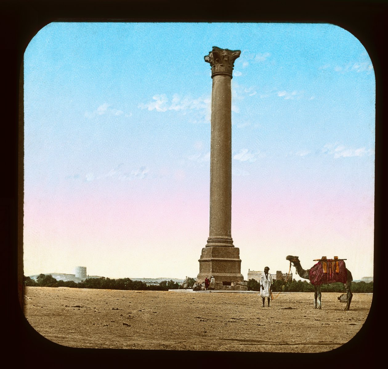 Egypti - Pompeuksen pilari, Aleksandria (lyhtyliukumäki) tekijältä American Photographer
