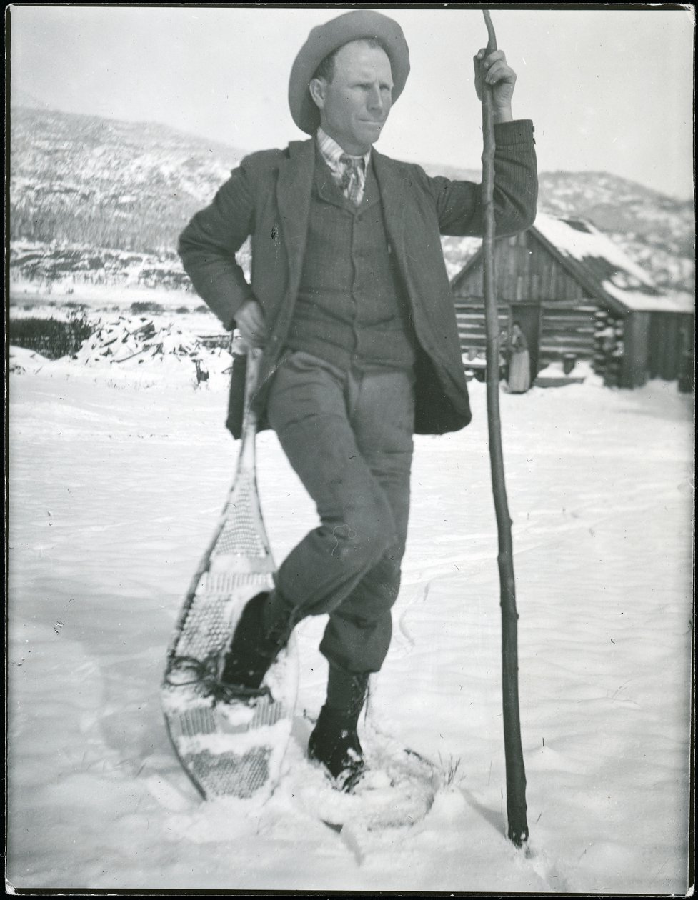 Enos Abijah Mills, 1910-20 tekijältä American Photographer