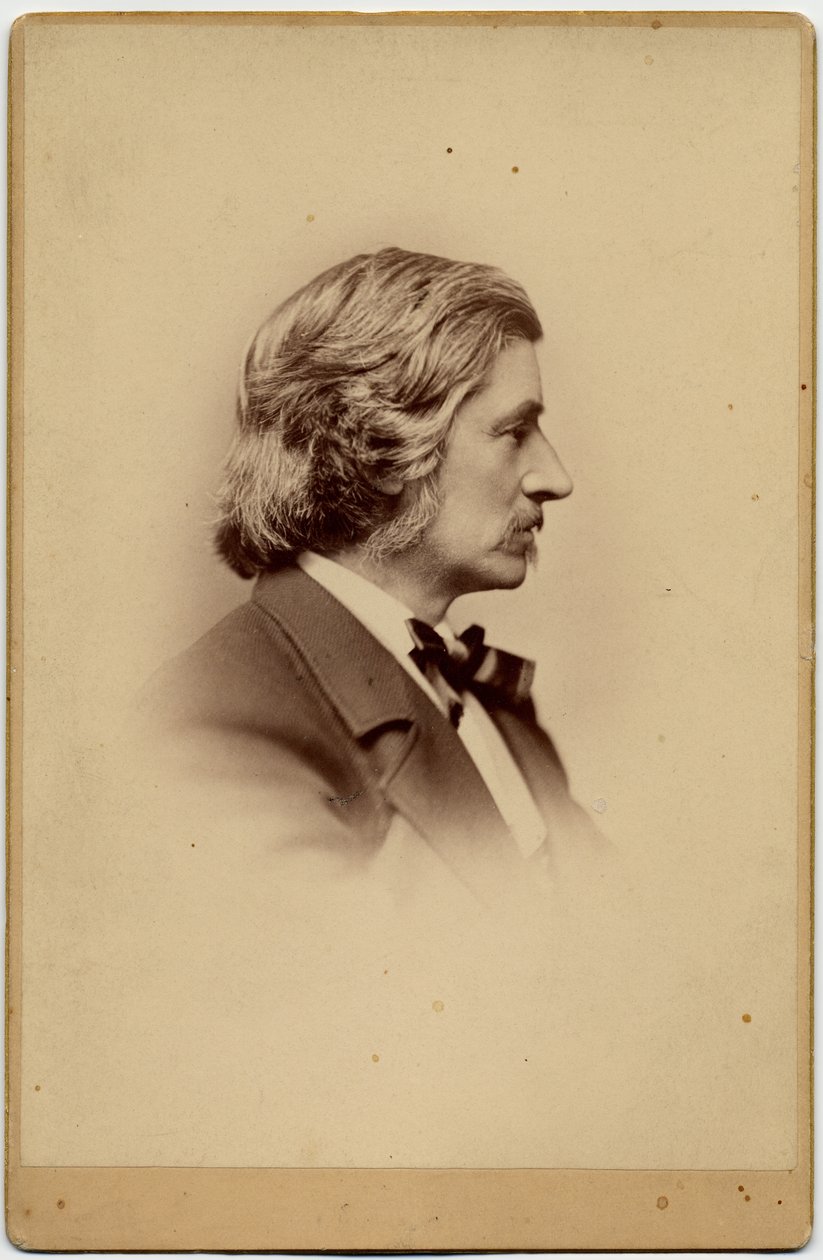 Franklin Benjamin Sanborn (1831-1917), yhdysvaltalainen sosiaalinen uudistaja, toimittaja yhteiskuntatieteilijä; valokuva: H G Smith, Boston (albumikuva) tekijältä American Photographer