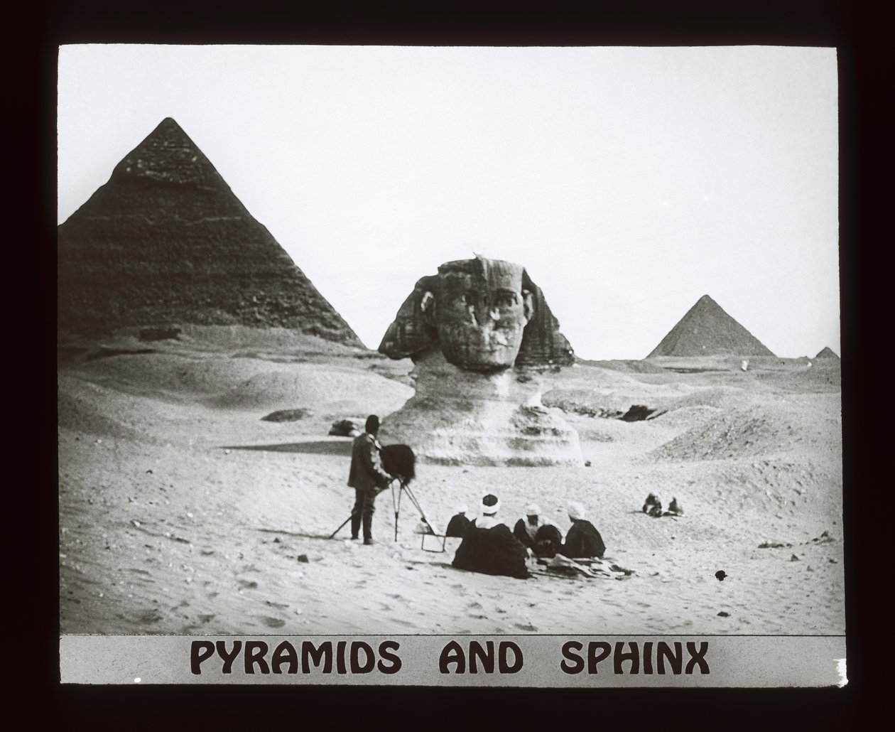 Gizeh - Pyramidit ja sfinksi (lyhtyliukumäki) tekijältä American Photographer