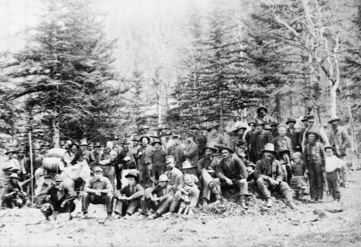 Kaivostyöläiset Coloradon kaivosleirillä tekijältä American Photographer