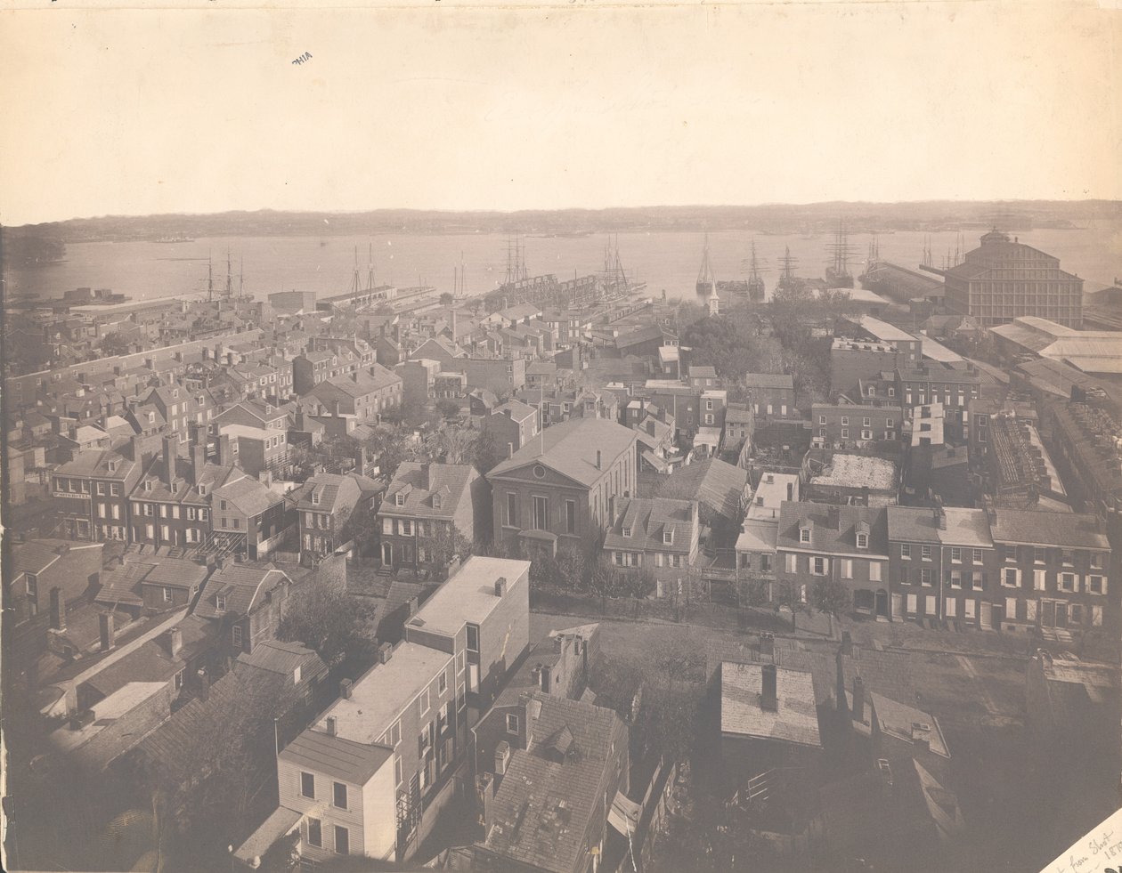 Panorama of Philadelphia, itäännäkymä - itään ammuntatornista, 1870 (albumiprintti) tekijältä American Photographer
