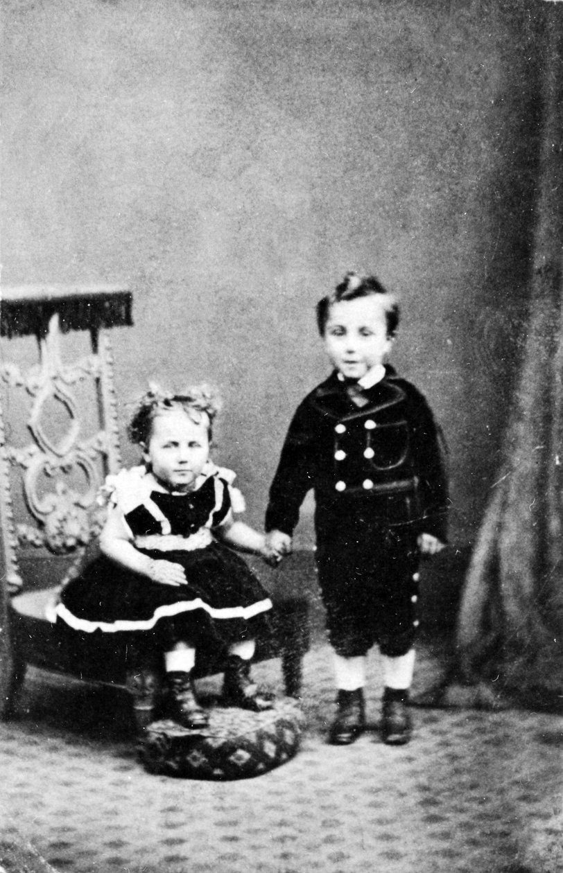Nuoren pojan ja hänen sisarensa muotokuva, n. 1860 tekijältä American Photographer