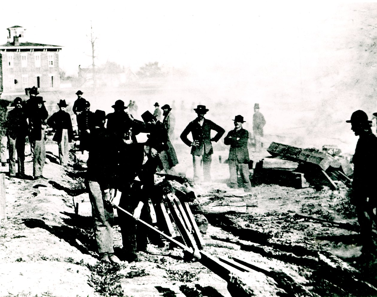 Railroad Tracksin repiminen, Atlanta, Georgia tekijältä American Photographer