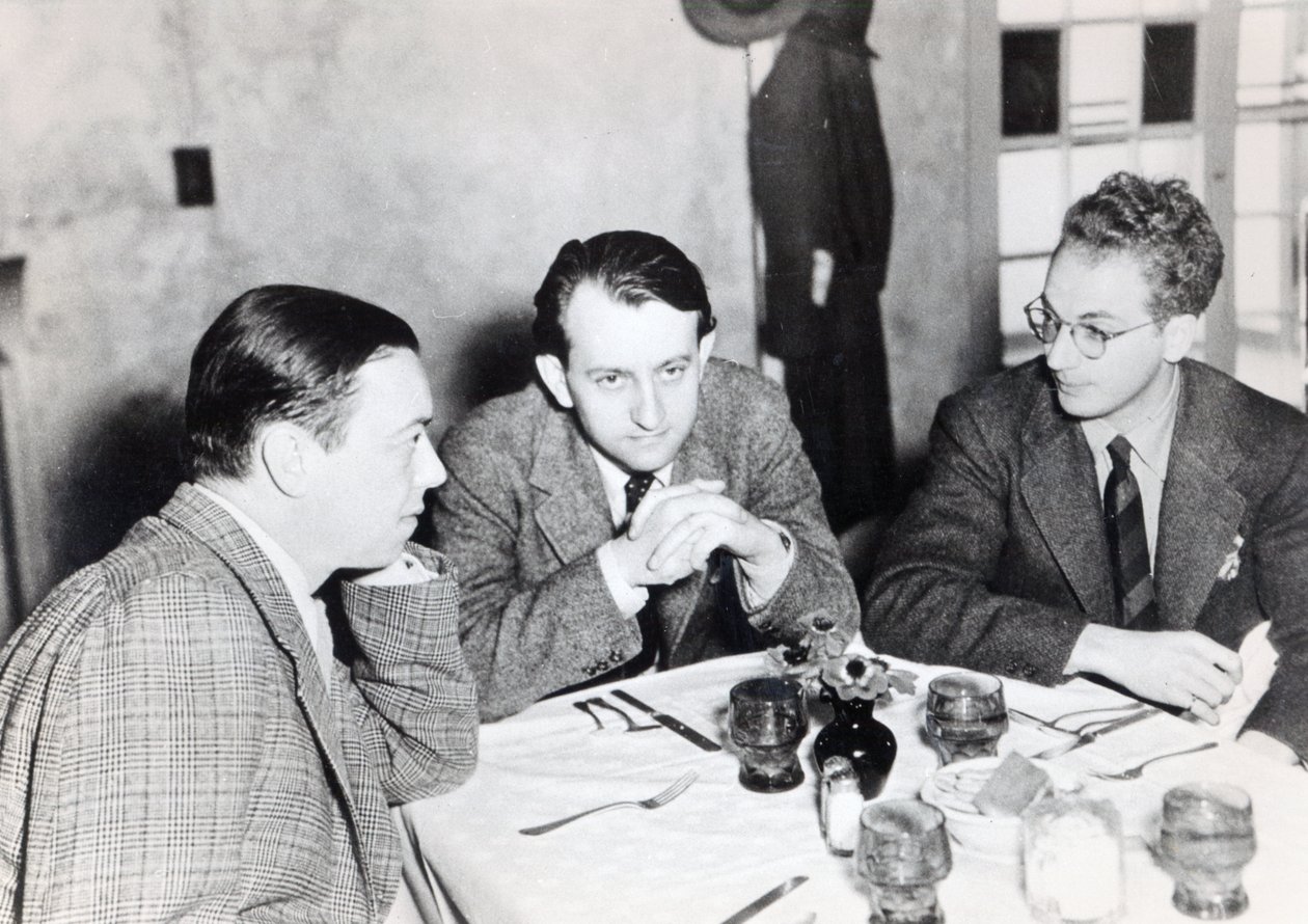 Robert Florey, Andre Malraux ja Clifford Odets, 1937 tekijältä American Photographer