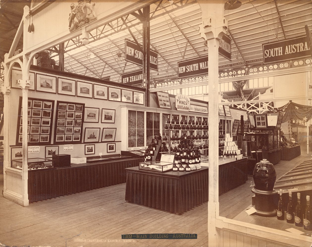 Etelä-Australian näyttely, Päärakennus, Centennial International Exhibition, Philadelphia, 1876 (albumiprintti) tekijältä American Photographer