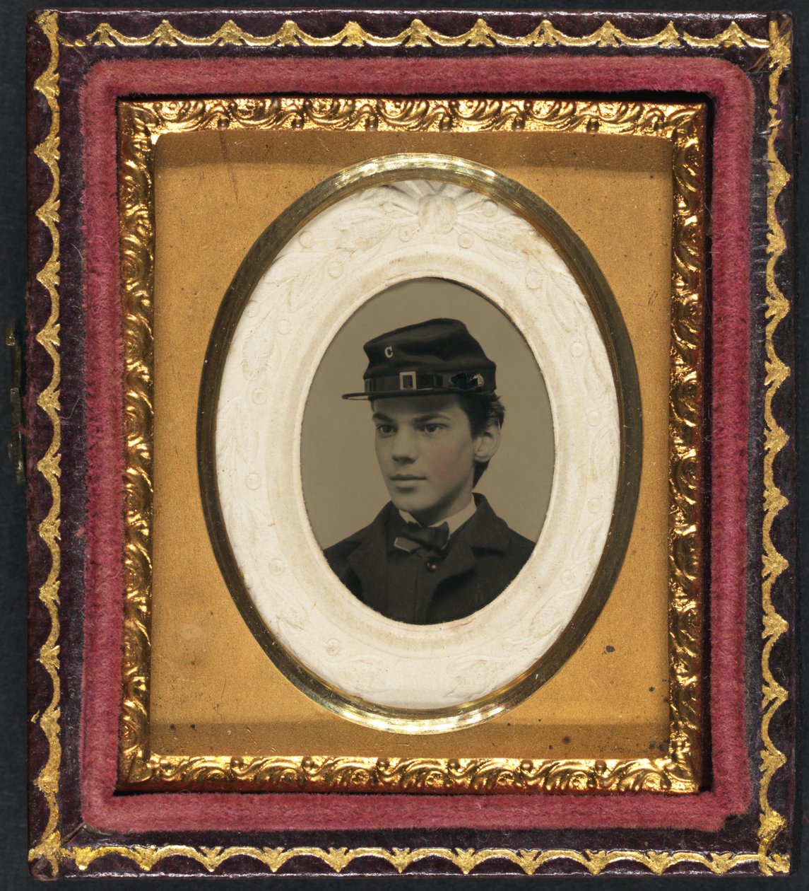 Nuorekas liiton sotilas kepissä, n. 1862 tekijältä American Photographer