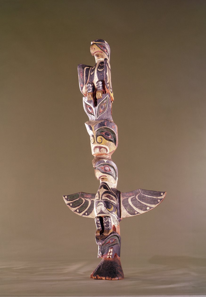 Tlingit Bird Clan toteemipaalu (maalattu puu) tekijältä American School