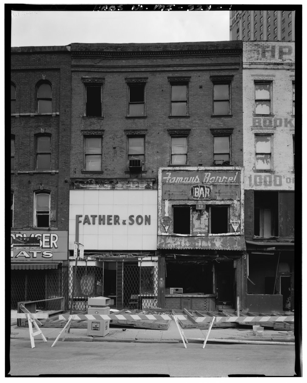 70-72 Monroe Avenue (kaupallinen rakennus), Detroit, Michigan (m/v kuva) tekijältä American Photographer