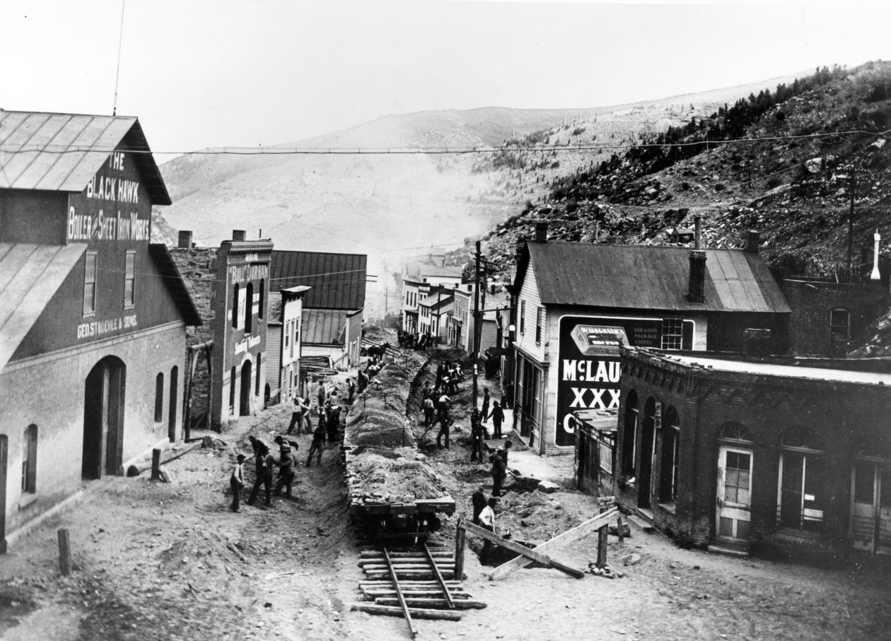 Black Hawk, tulva, n. 1895 tekijältä American Photographer