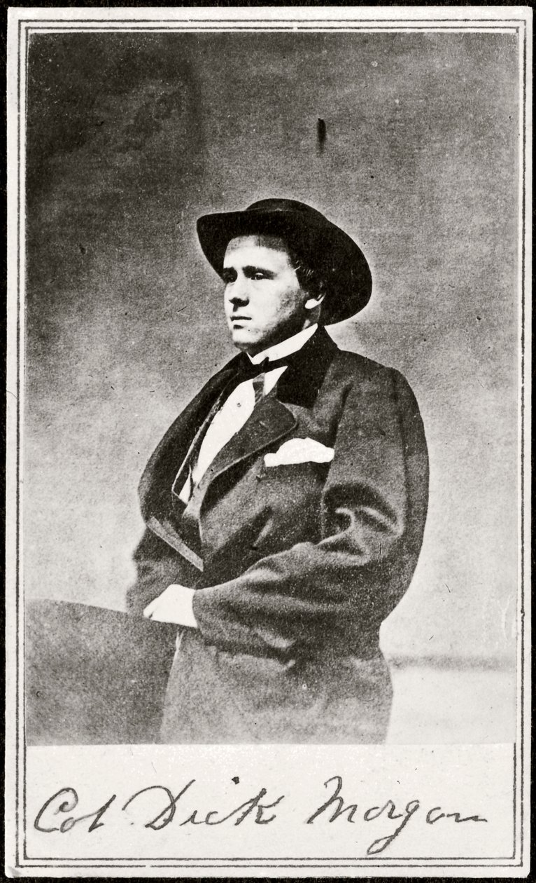 Eversti Dick Morgan (s/w-kuva) tekijältä American Photographer