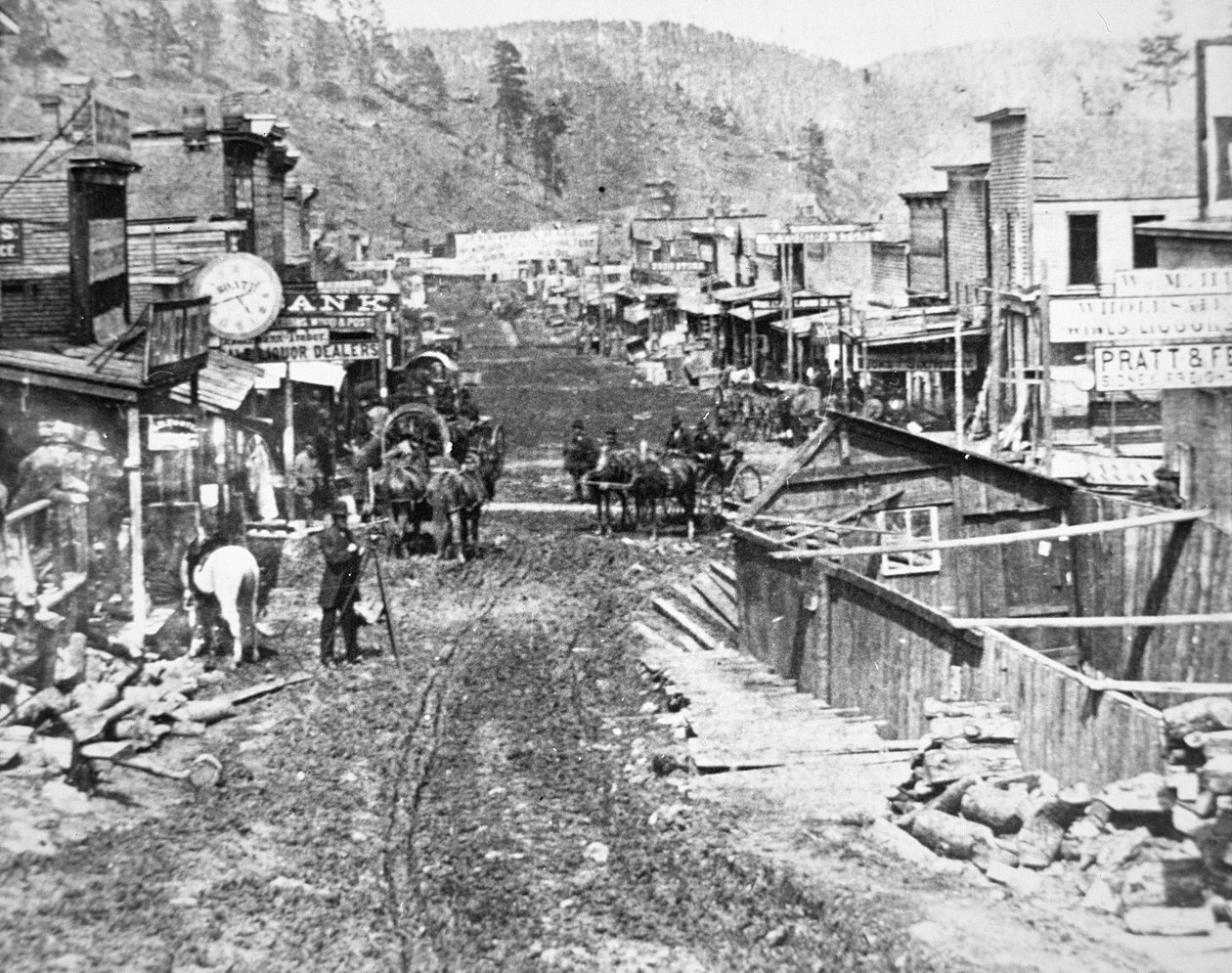 Deadwood, Dakota Territory, n. 1877 (m/w kuva) tekijältä American Photographer
