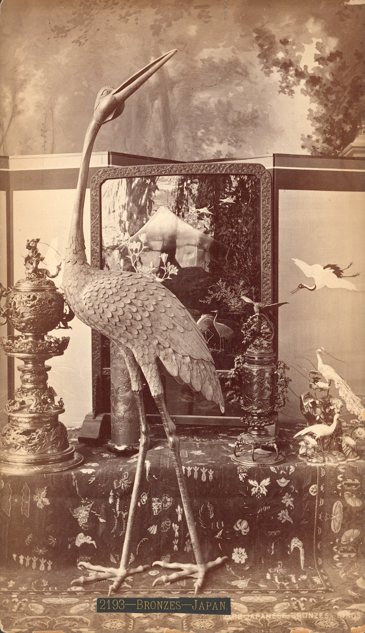 Japanilaisia pronssitöitä, lintuja, Centennial International Exhibition, Philadelphia. tekijältä American Photographer
