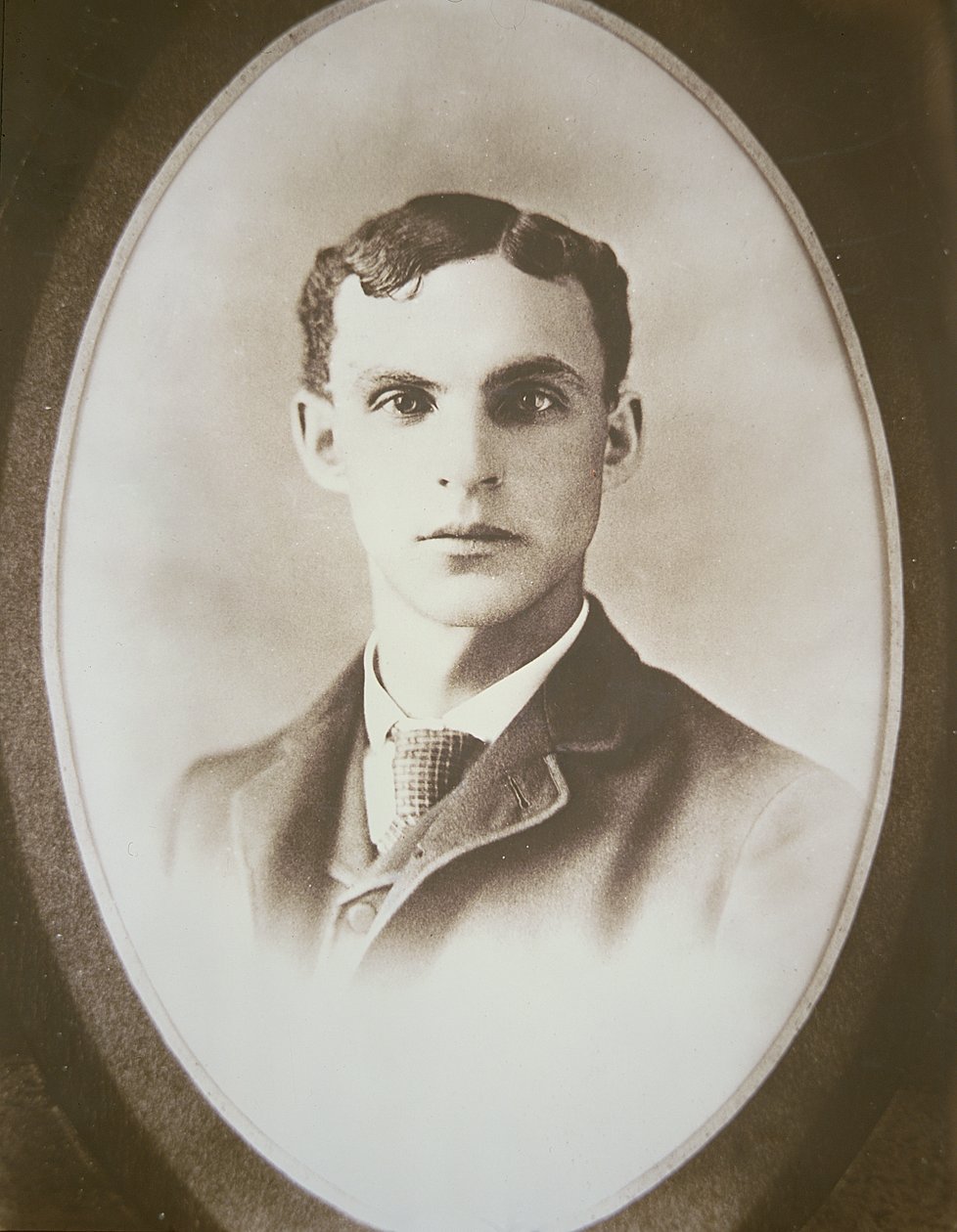 Henry Ford noin 30-vuotias (m/w kuva) tekijältä American Photographer