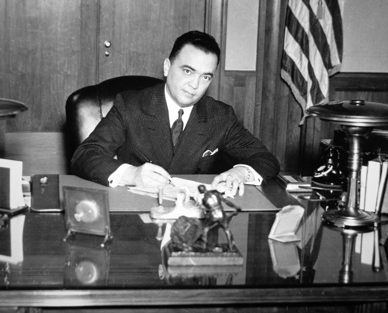 J. Edgar Hoover (1895-1972) 1935 (m/w valokuva) tekijältä American Photographer
