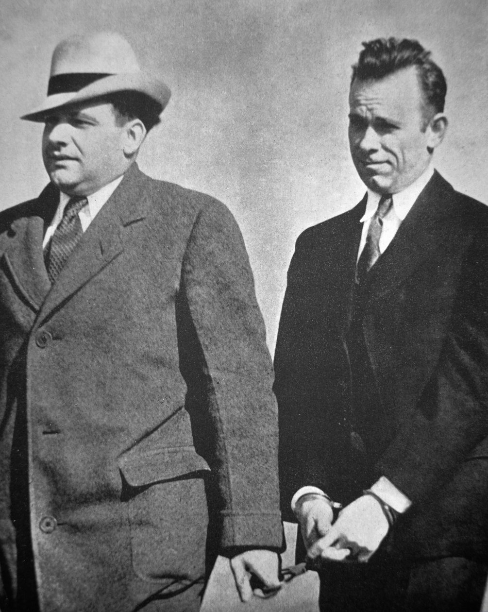 John Dillinger pidätettynä tammikuussa 1934 (s/w-kuva) tekijältä American Photographer