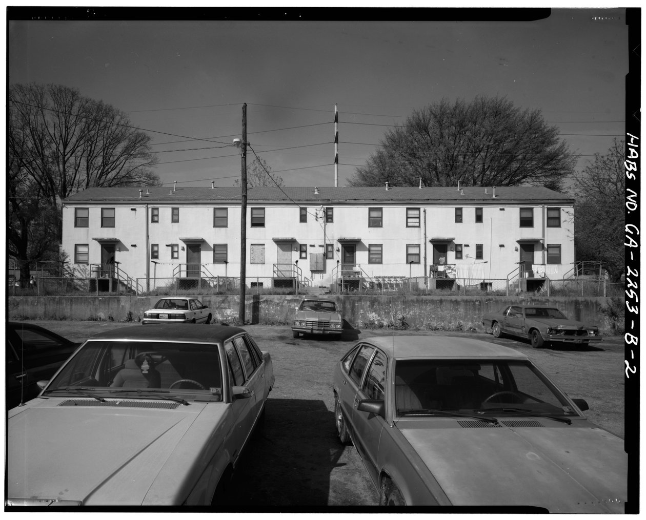 John Hope Homes, Building B-1, 338 Spelman Lane (alkuperäinen Leonard Street), Atlanta, Fulton County, GA (m/v kuva) tekijältä American Photographer