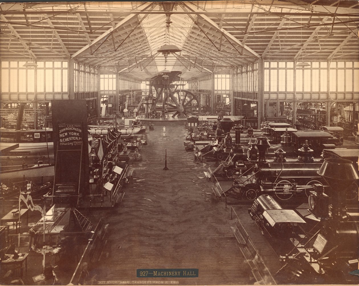 Machinery Hall, pohjoispäästä, Philadelphia Centennial International Exhibition, 1876 (hopea-albumiprintti) tekijältä American Photographer