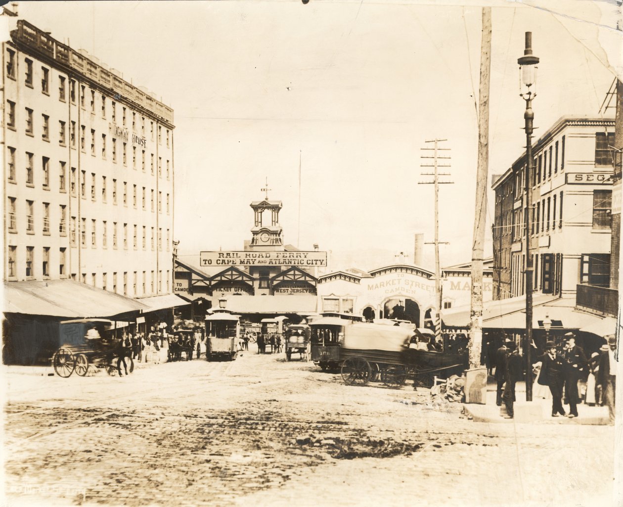 Market Street Delaware River Frontissa, n. 1894 (albumiprintti) tekijältä American Photographer