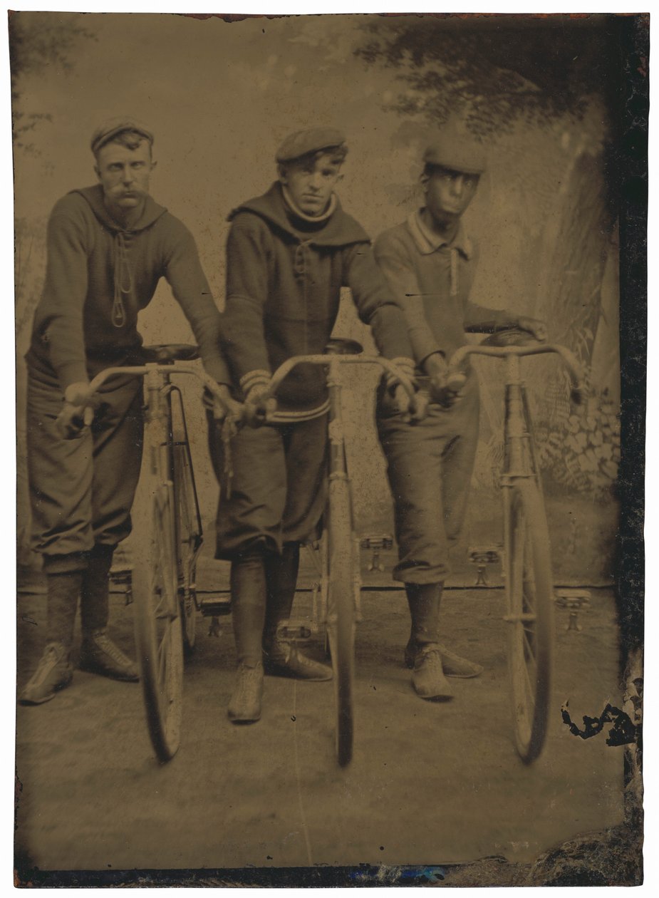 Marshall Walters "Major" Taylor ja polkupyöräilijät,c. 1899 (kuva) tekijältä American Photographer