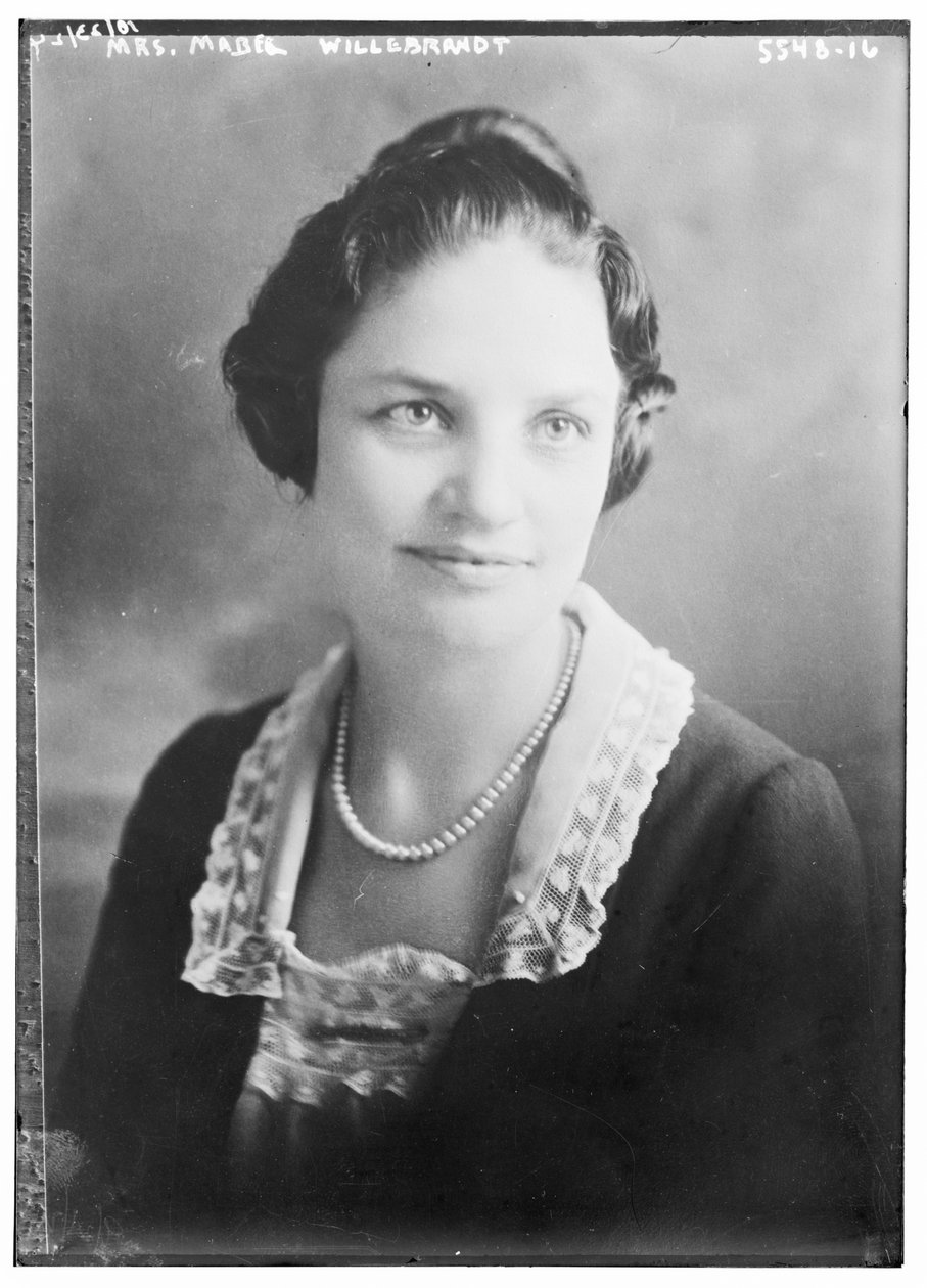 Rouva Mabel Willebrandt, n. 1920-25 tekijältä American Photographer