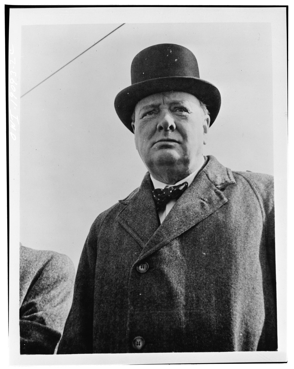 Ison-Britannian pääministeri Winston Churchill noin vuonna 1942 (s/w-kuva). tekijältä American Photographer