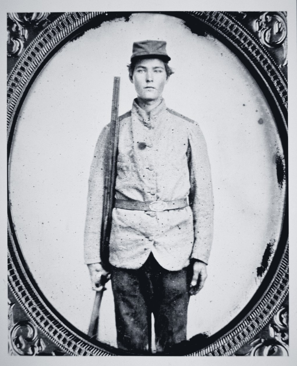 Sotamies Walter Parker tekijältä American Photographer
