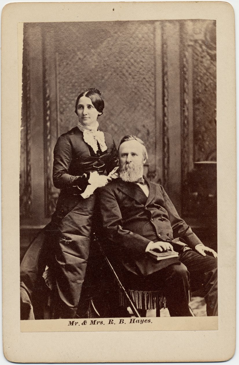 Rutherford Birchard Hayes (1822-93), Yhdysvaltain 19. presidentti, ja Lucy Ware Webb Hayes (1831-89), hänen vaimonsa (albumikuva) tekijältä American Photographer