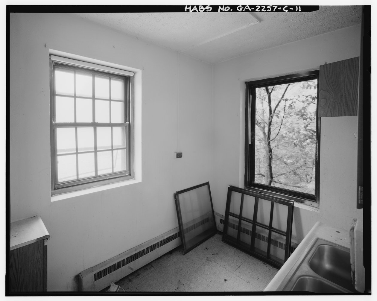Techwood Homes, Building No. 1, 575-579 Techwood Drive, Atlanta, Fulton County, GA (m/v kuva) tekijältä American Photographer