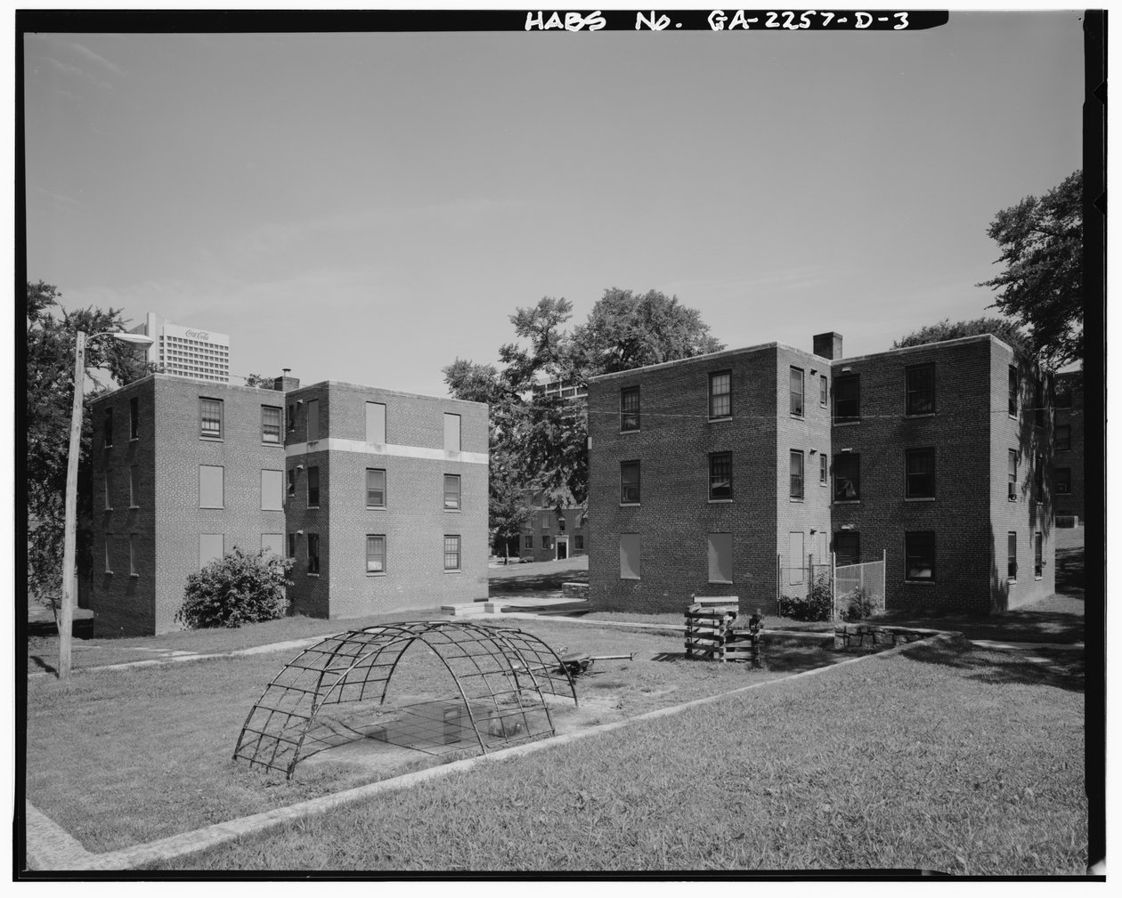 Techwood Homes, Building No. 2, 569-573 Techwood Drive, Atlanta, Fulton County, GA (m/v kuva) tekijältä American Photographer