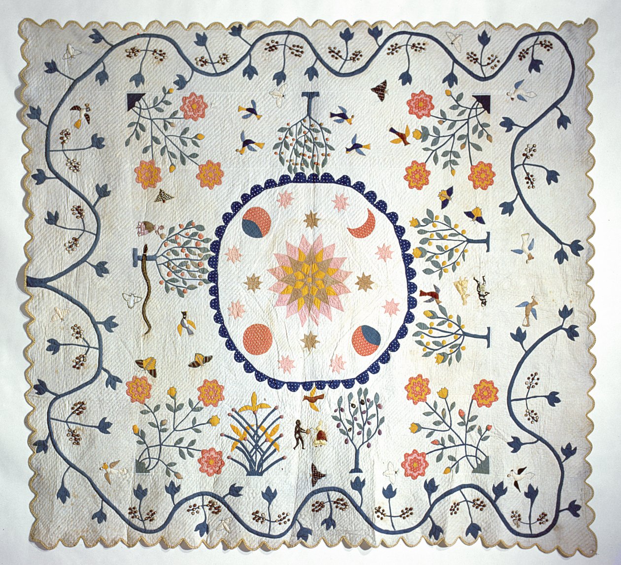 Applikoitu peitto aurinko, kuu, tähdet ja Eedenin puutarha, Arkansas, n. 1850-80 (puuvilla) tekijältä American School