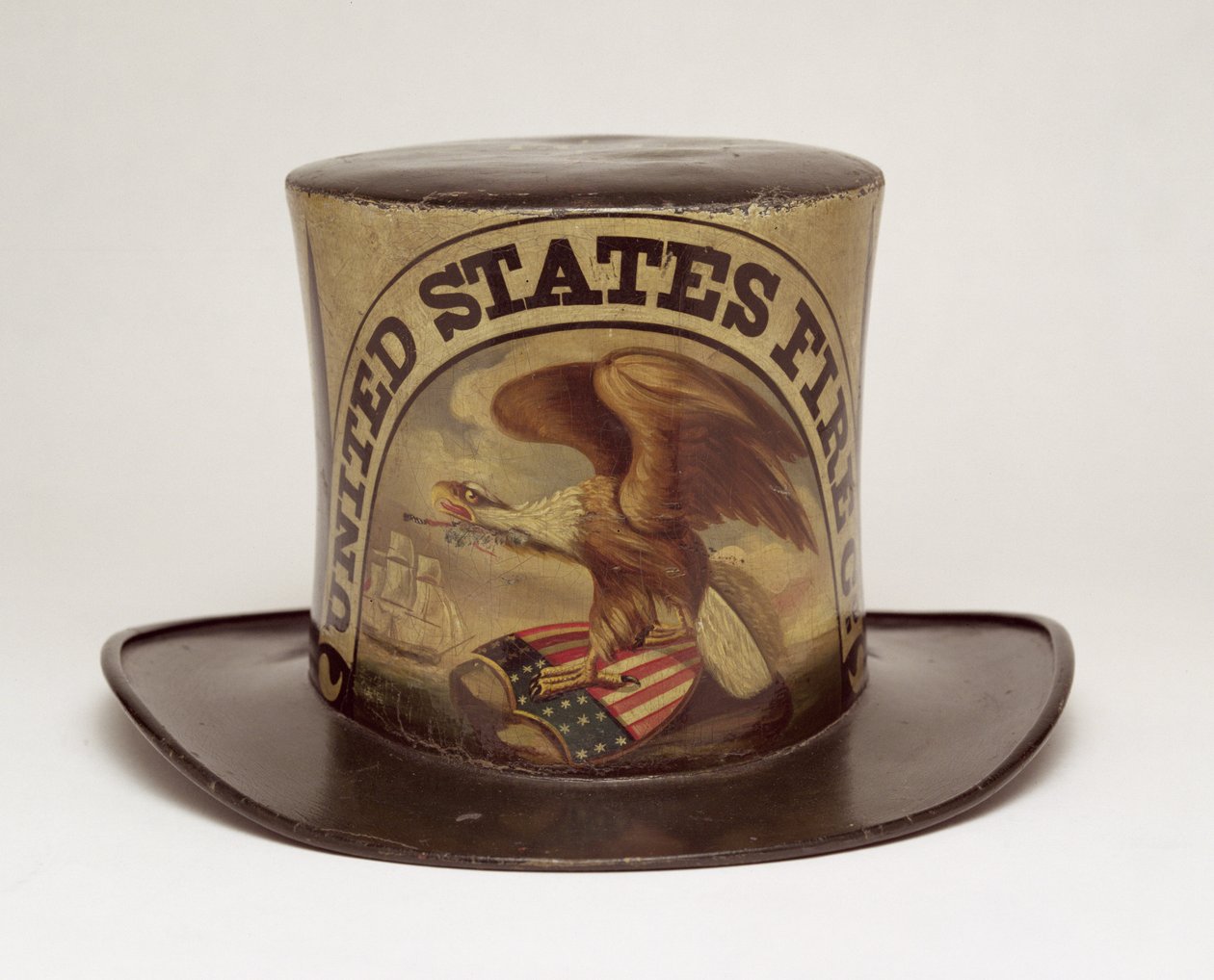 David Bustill Bowserin maalaama Firemans Parade Hat, n. 1850 (nahka) tekijältä American School