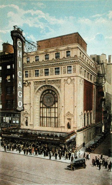 Chicagon teatteria esittävä postikortti, n.1930 (värilitografia). tekijältä American School