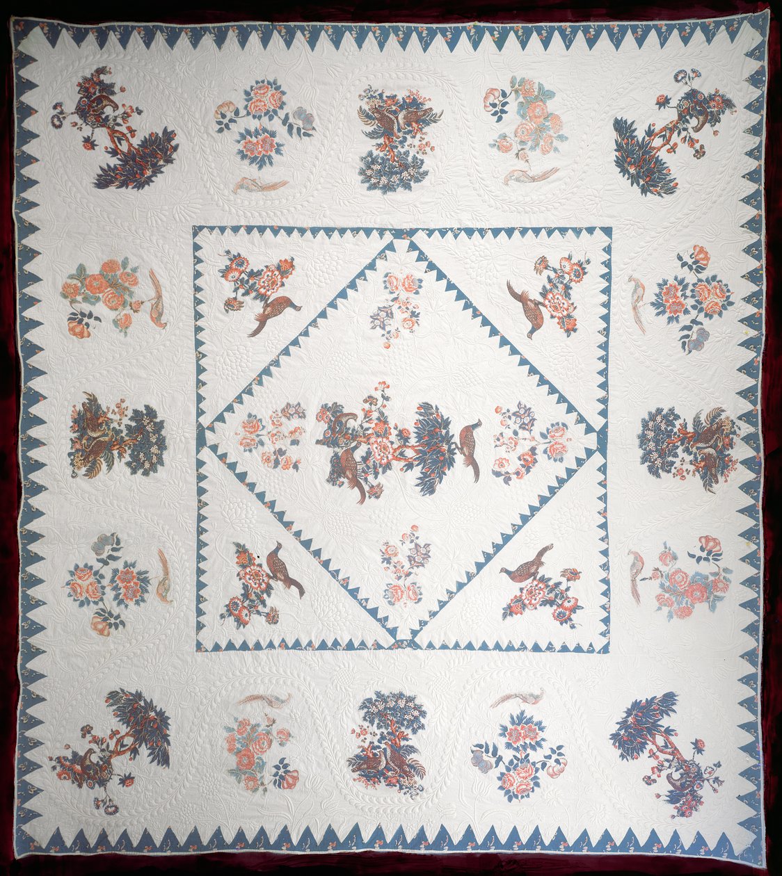 Broderie Perse -peitto, n. 1800 (käsitelty, painettu puuvilla tilkkupeitolla) tekijältä American School