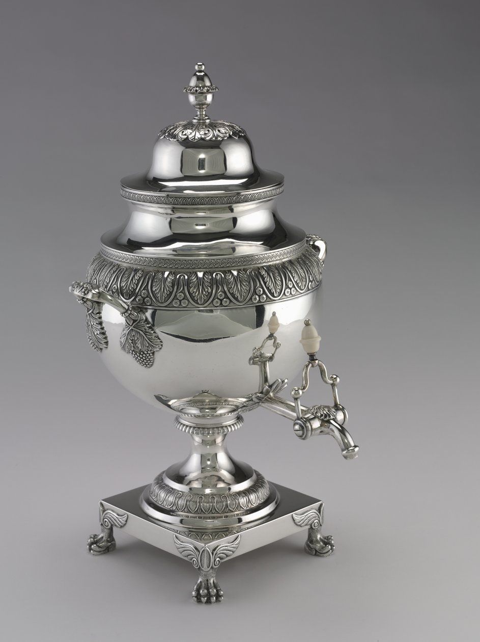Tea Urn, valmistanut Harvey Lewis, 1811-25 tekijältä American School