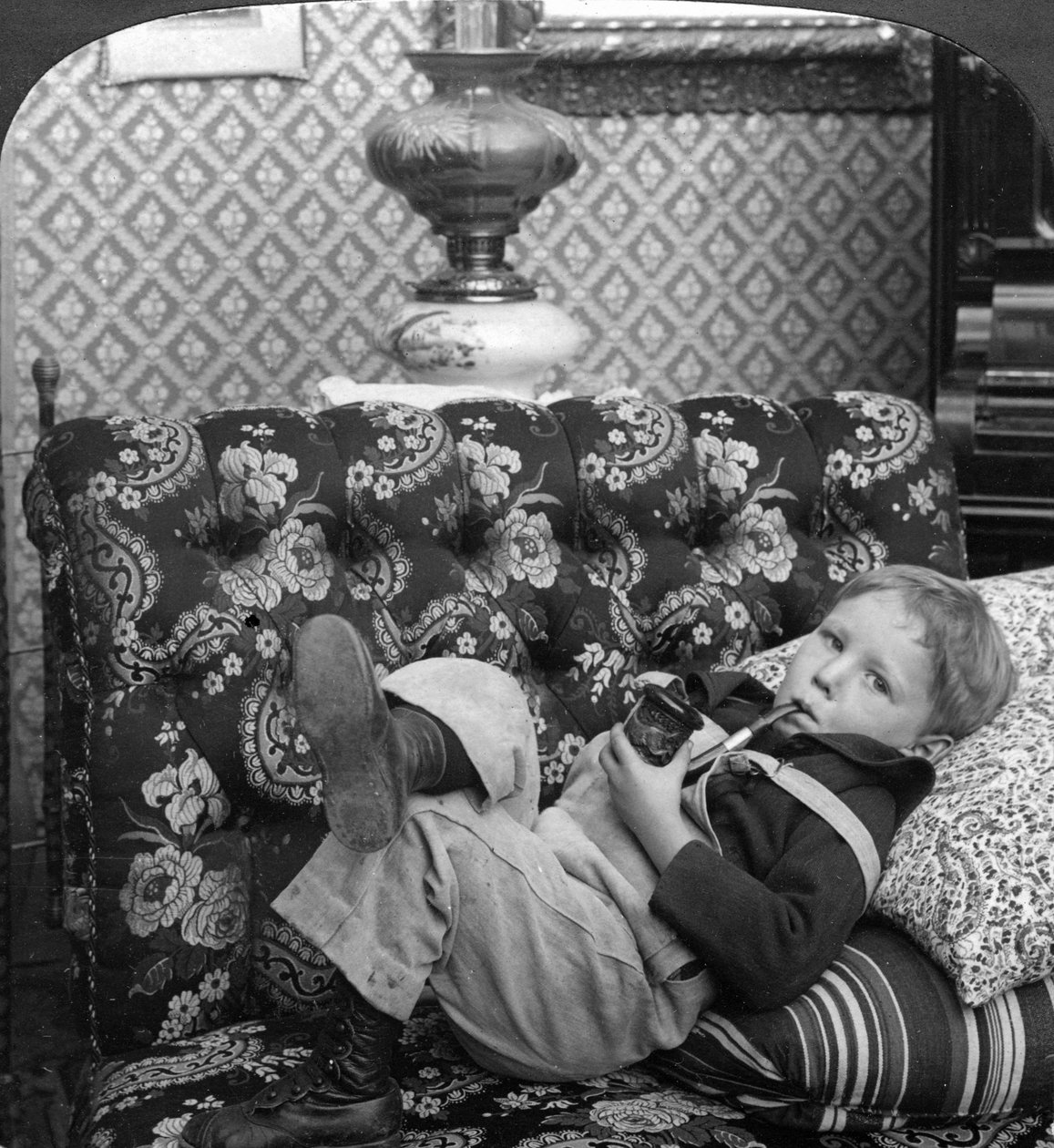 Aivan kuten pappa. tekijältä American Stereoscopic Company