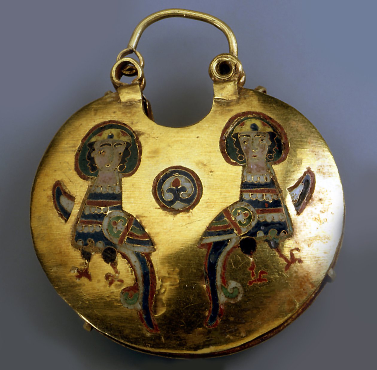 Kultainen riipus Kolt Sirin-lintujen kanssa, 1000-1200 tekijältä Ancient Russian Art