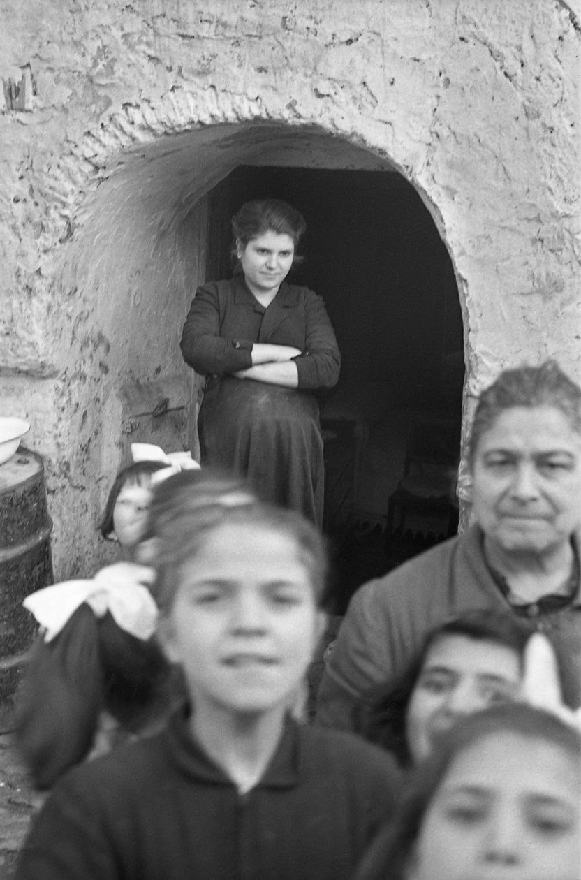 CROTONE - NYKYISET JA TULEVAT LAPSET tekijältä Ando Gilardi